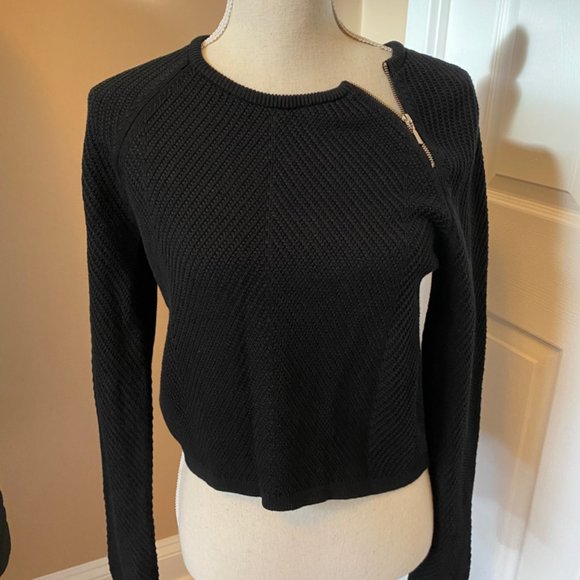 White House Black Market Sweaters - WHBM Cropped Sweater with Zipper |BLACK| Size L